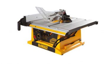 DEWALT DWE7470 1