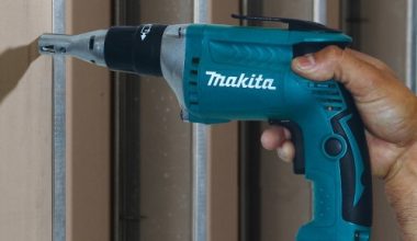 MAKITA FS2200
