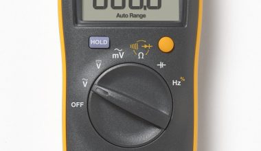 FLUKE 101 1