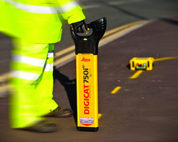 LEICA Digitac 750ixf 4
