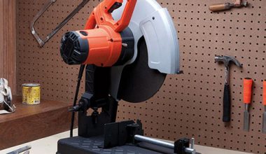 BLACK & DECKER CS2000