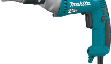 MAKITA FS2200 1