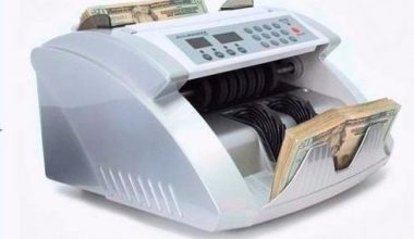 ACCUBANKER AB1050