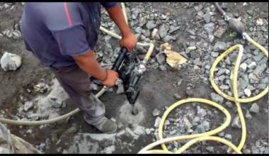 ATLAS COPCO RH658