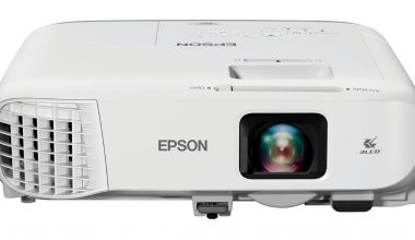 EPSON Powerlite 970 1