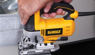DEWALT DW300