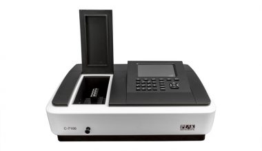 PEAK INSTRUMENTS C-7100 1