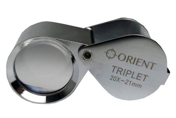 Triplet  20X21 mm
